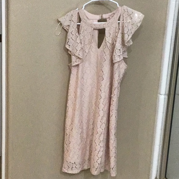 Candies Pink dress And Cut Out Shoulder - Picture 1 of 2